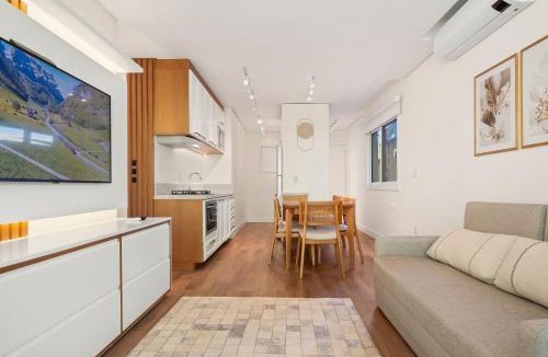 Floresta Apartment | Praticidade e conforto no Centro by Achei Gramado