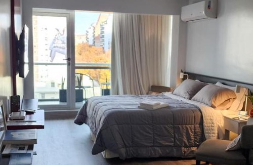 Recoleta Apartment | Pressed linens Open 24 Free Wi Fi Skyline Studio