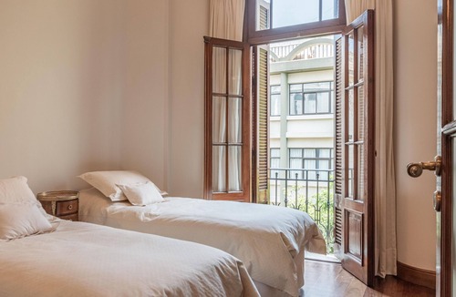 San Nicolas Apartment | Prime Location: Stylish 3-Bed Apt Near Top Buenos Aires Attractions!