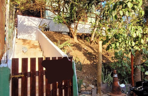 Ferradurinha House | Property located 30 meters from Ferradurinha beach
