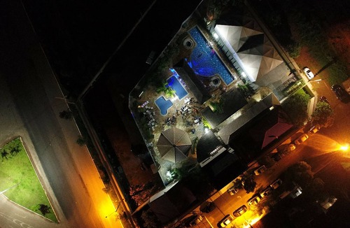 Setor Lagoa Quente House | PUNTA CALDAS > HOUSE 1 > RR960/HOUSE/NIGHT > SLEEPS 6