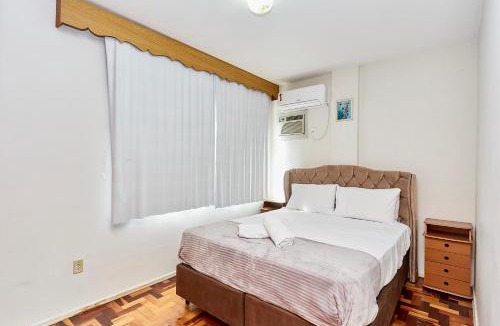 Centro Apartment | Quadra Mar Rua 2000, confortável para 06 pessoas
