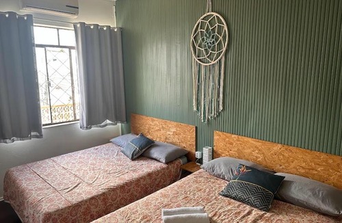 Centro Bed & Breakfast | Quarto 6 no Centro de Itajaí, Ar+SmartTv