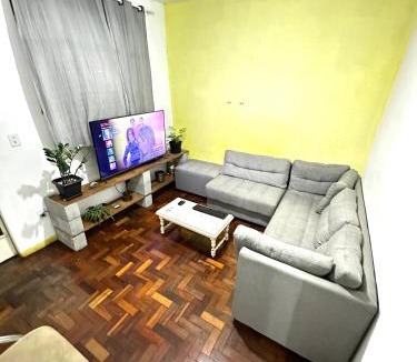 Carlos Prates House | Quarto Casal Ótima Localização e Conforto