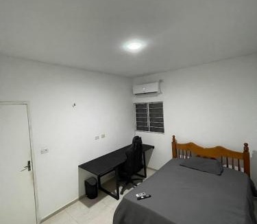 Limoeiro Do Norte House | Quarto Casal com Wi-Fi e Ar, próximo ao Centro