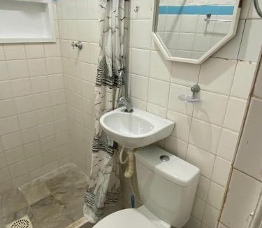 Barra House | Quarto com banheiro e cozinha a 160 metros da Praia do Farol da Barra 5