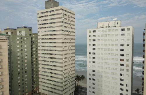 Barra Funda House | Quarto com Café Apto compartilhado em Pitangueiras