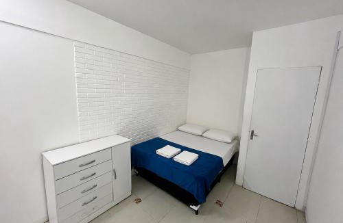 Sao Paulo House | Quarto de casal com piscina no Morumbi