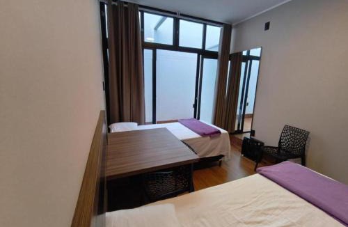 Lavras House | Quarto Duplo aconchegante novo no coração da cidade -Ufla- restaurantes e padaria