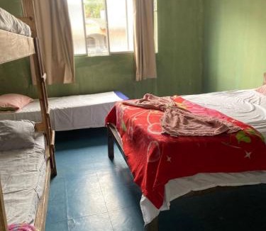 Sete Lagoas Hostel | Quarto econômico central