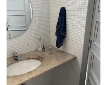 Nazare House | Quarto em área nobre central da cidade