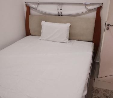 Sao Jose dos Campos House | Quarto em apartamento zona sul de São José dos Campos SP