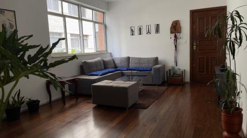 Lourdes House | Quarto em apartamento residencial