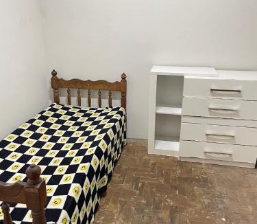 Fabrica House | Quarto individual em casa na área nobre de Juiz de Fora