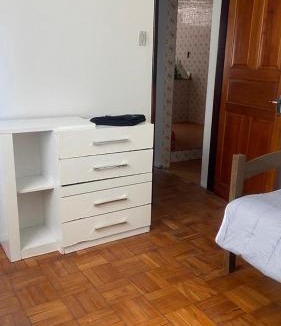 Fabrica House | Quarto individual em casa na área nobre de Juiz de Fora