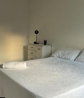 Regiao Norte Cabin | Quarto Moderno e aconchegante em Apartamento!