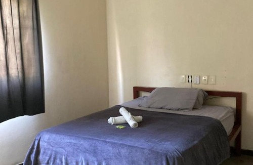 Sete Lagoas Hotel | Quarto no centro