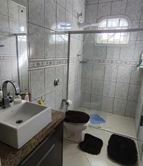 Tijucas Hostel | Quarto Prime até 4 pessoas familia, piscina, Pousada Lua Encantada Pousada Tijucas
