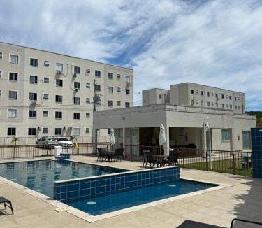 Parafuso Apartment | Quarto Privado em apê familiar, 7 minutos do AEROPORTO - Com Piscina