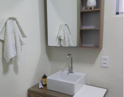 Nova Nazare Bed & Breakfast | Quarto privativo para viagem a trabalho ou lazer a 8 min centro