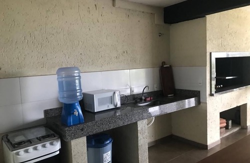 Palhoca Hotel | Quarto Suíte com Banheiro Privativo, Sacada e Vista Lateral, na Beira mar