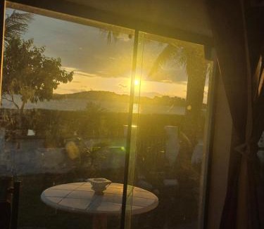 Sao Pedro da Aldeia House | QUARTO Top Acolhedor em São Pedro da Aldeia