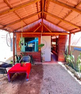 Alto Paraiso de Goias House | Quarto Vitral