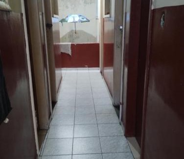 Gloria House | Quartos individuais na saída do metrô estação Glória