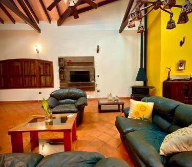 Encarnacion House | Quinta El Edén Studenko