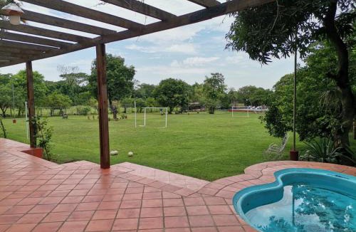 Central Department House | Quinta Los Lapachos de Ypané