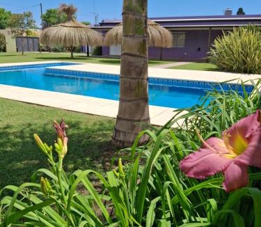 Empalme Lobos House | Quinta TRI-VAL