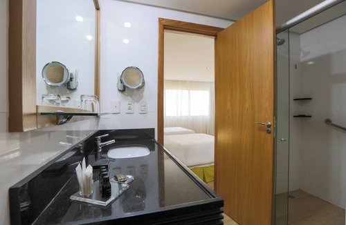 Nazare Hotel | Radisson Hotel Belém Maiorana Jr