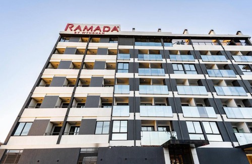 Mariano Roque Alonso Hotel | Ramada Suites by Wyndham Asuncion Aeropuerto