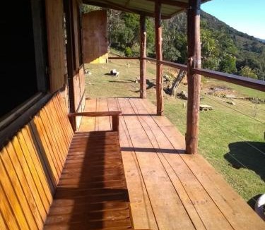 Passa Quatro Ski Chalet | Rancho no mato