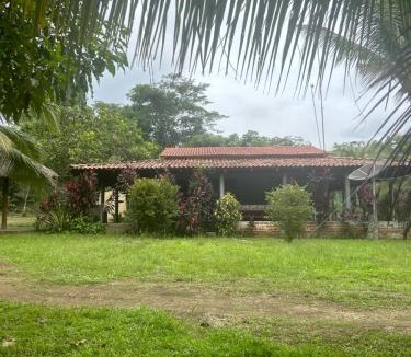 Carolina House | RECANTO DO SABIÁ