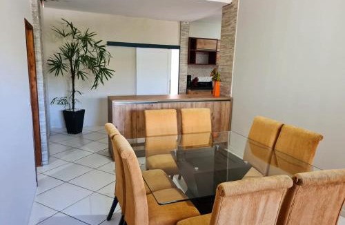 Coqueiral Apartment | Refúgio Amplo e Central - 200m para sua tribo
