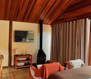 Sapucai-Mirim House | Refúgio das Araucárias