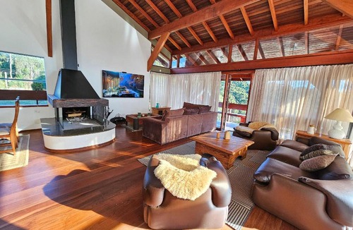 Campos do Jordao House | Refúgio das Nuvens | by The Lodges