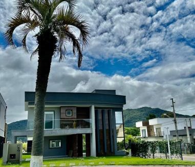Muquem House | Refúgio de férias, sol e mar