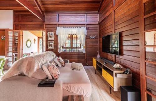 Monte Verde House | Refúgio de Montanha em Monte Verde para Famílias e Amigos com 4 Suítes