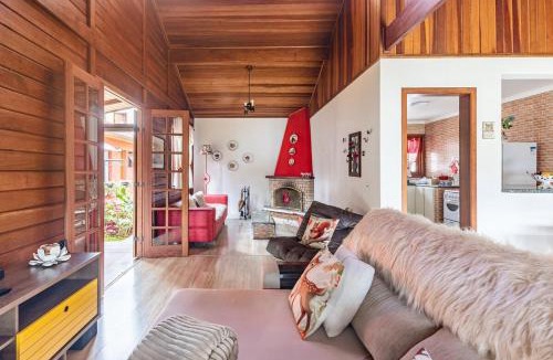 Monte Verde House | Refúgio de Montanha em Monte Verde para Famílias e Amigos com 4 Suítes
