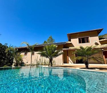 Lumiar House | Refúgio em Lumiar: Piscina Aquecida, Área Gourmet e Rio Privado