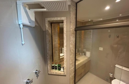 Vila Suzana Apartment | Refúgio Morumbi: Piscina aquecida e espaço gourmet