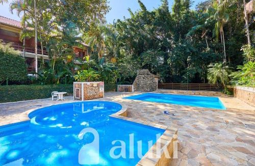 Itagua Apartment | Refúgio no Itaguá com lazer - roupas de cama! A/C