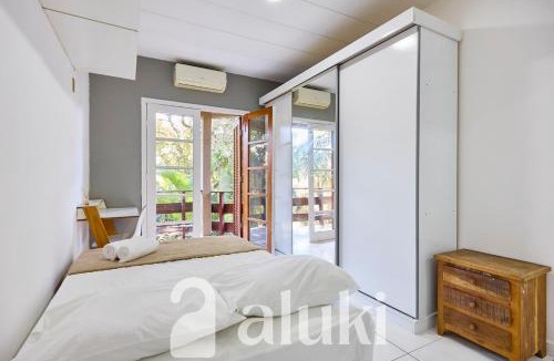 Itagua Apartment | Refúgio no Itaguá com lazer - roupas de cama! A/C