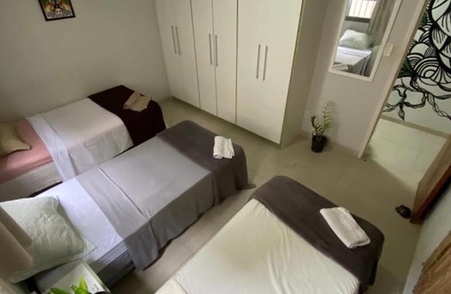 Pituba Hostel | Refúgio Raízes Hostel