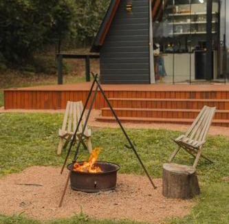 Dom Pedro de Alcantara Ski Chalet | Refúgio Romântico com Jacuzzi na Natureza a 10 min da Praia
