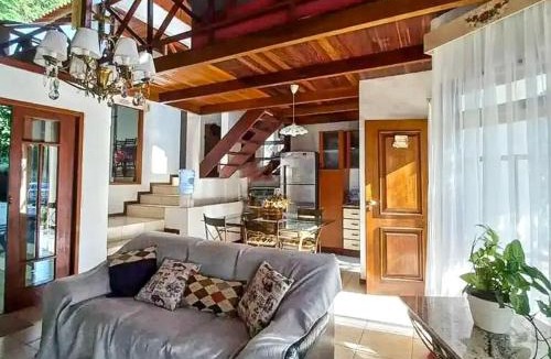 Florianopolis House | Refúgio Verde Jurerê Internacional com Área Gourmet
