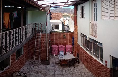 Ouro Preto House | República Minas Novas