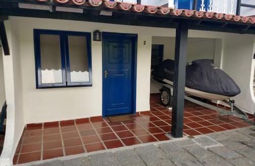 Taio House | RESIDENCIA DOS LEAIS